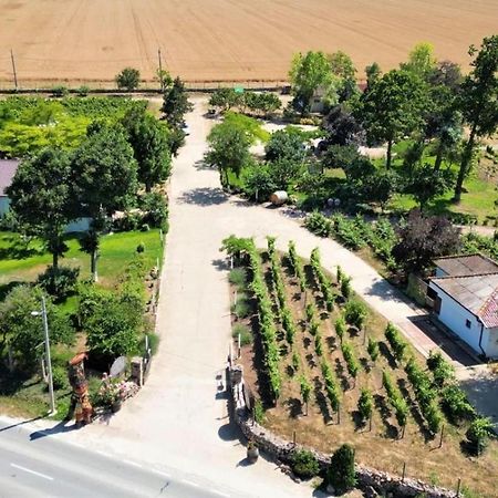 Domeniile Clos Des Colombes Douăzeci şi Trei August Extérieur photo
